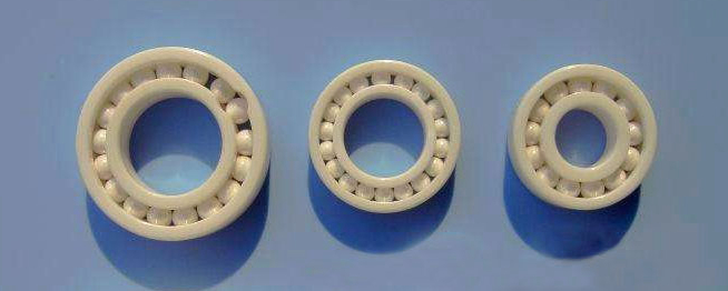 ISO 16949 500 ℃ ZrO2 1300 HRC ตลับลูกปืนแบบเต็มเซรามิก 0